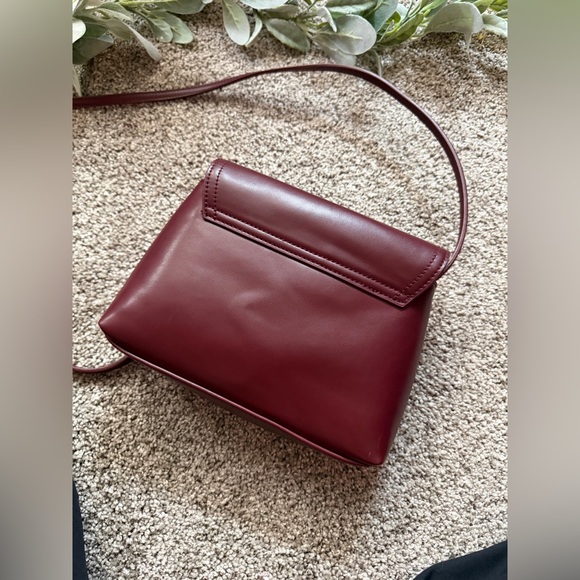 Brandy Melville Like New Crossbody Purse - Picture 7 of 7